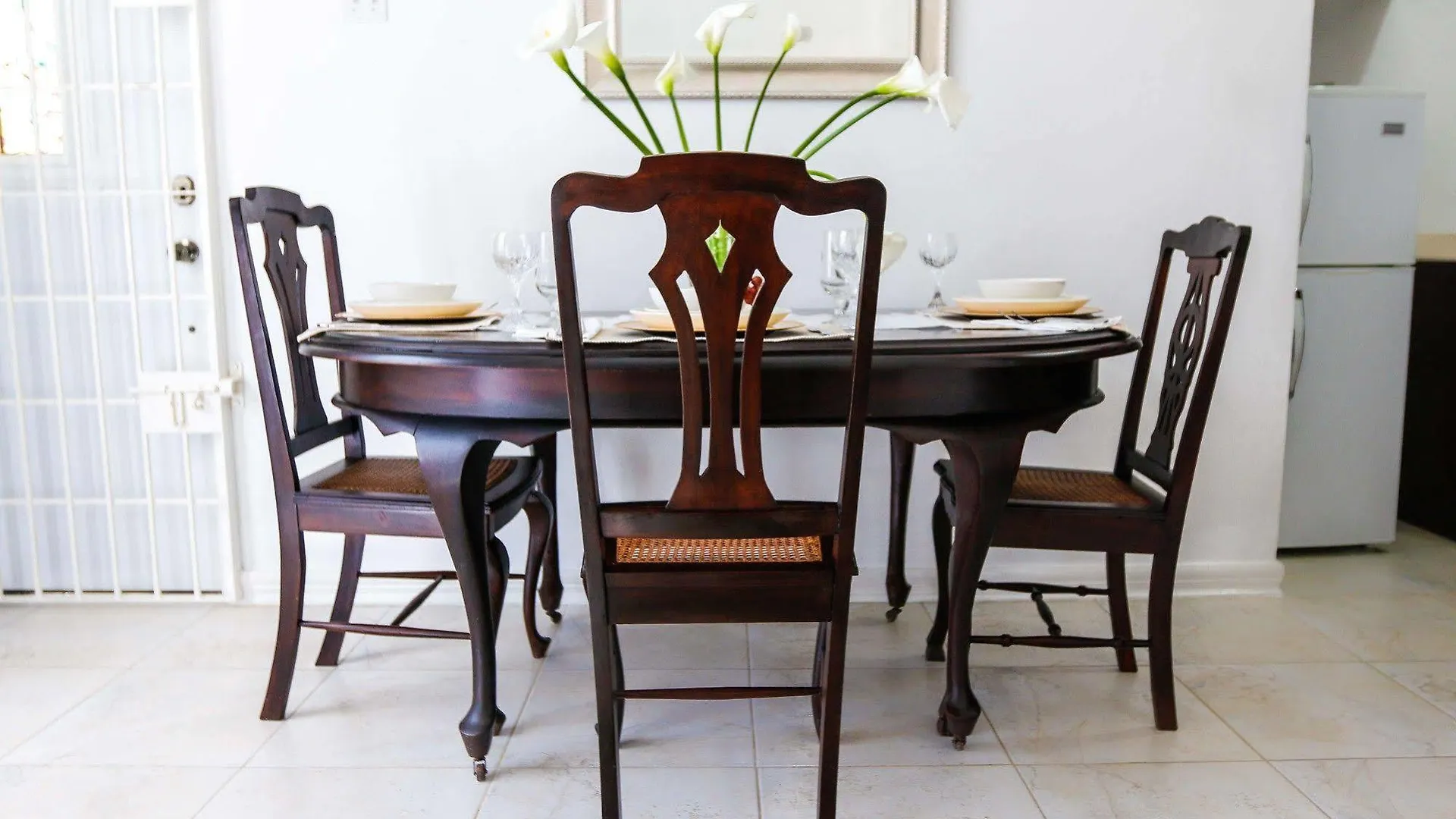 Cattleya'S New Kingston Guest Apartment